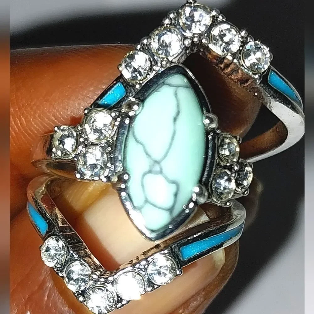 Absolutely gorgeous 3pc vintage ring set sz.6